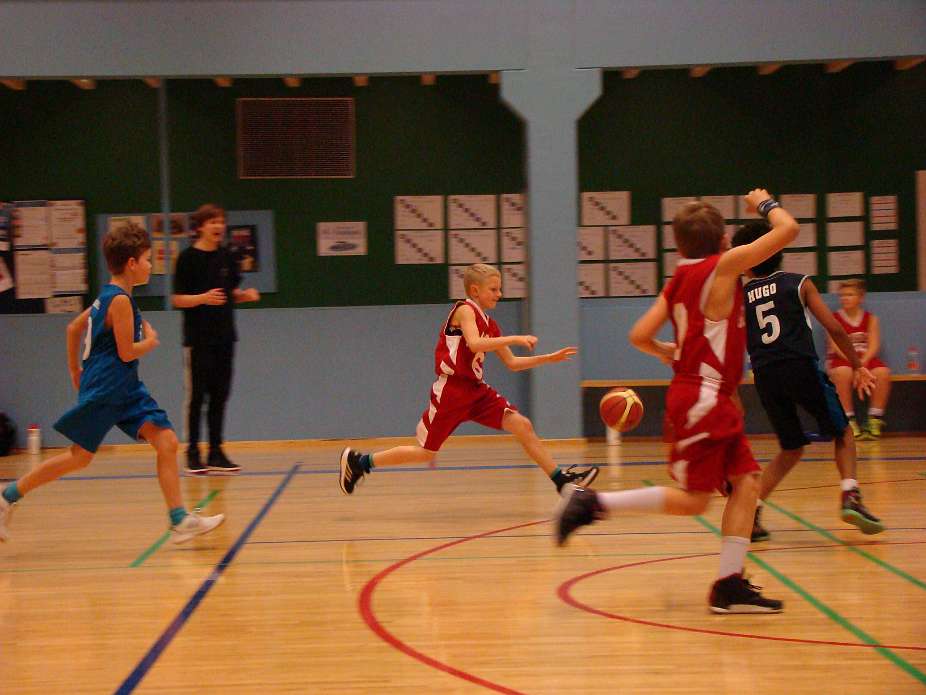 2015-01-24 09-04-22_Mini-Malbas-Vest