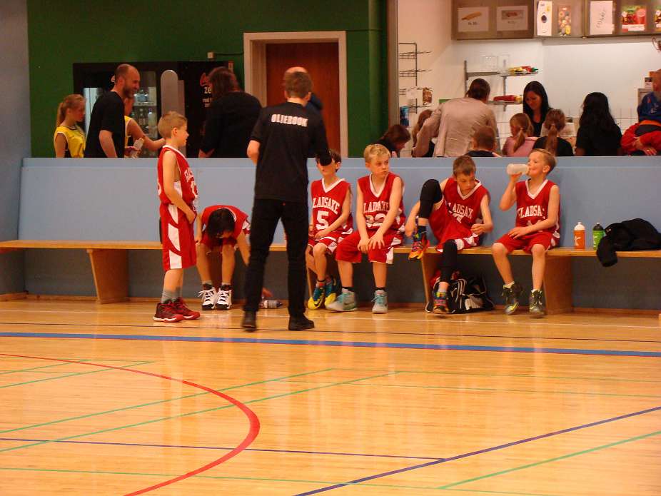 2015-05-10 12-00-19_FinalFour